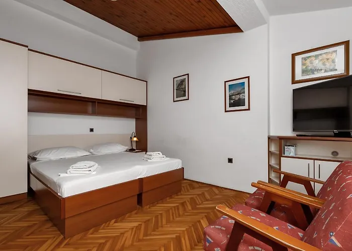 Carmen Apartament Makarska