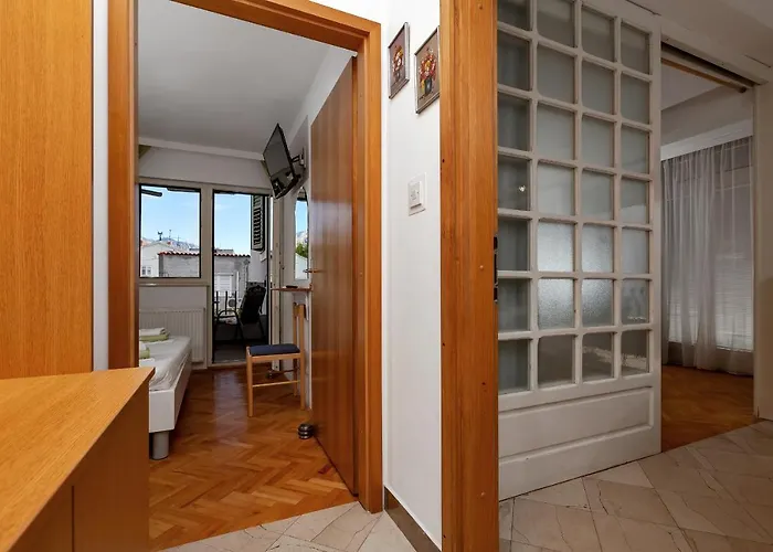 Carmen Apartament Makarska