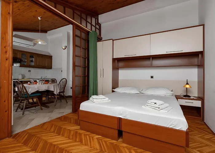 Carmen Apartament Makarska