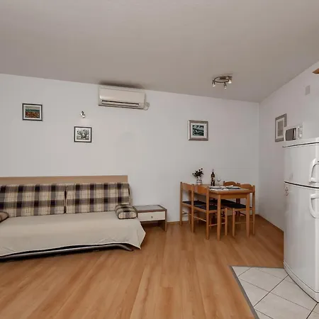 Apartament Carmen *