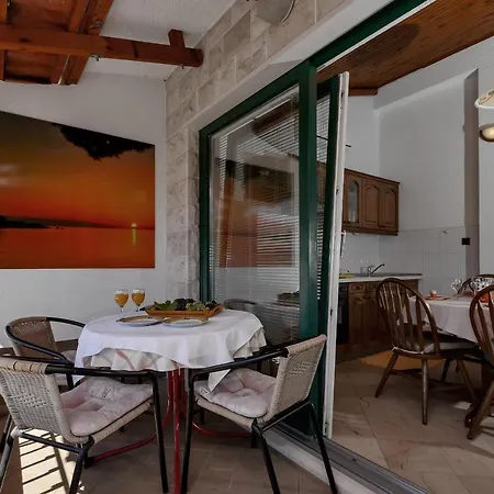 Apartament Carmen